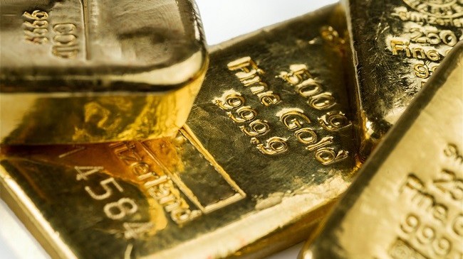Giá vàng hôm nay 28/1: Thế giới đi xuống ba phiên liên tiếp, trong nước vẫn ung dung đẩy giá tăng cao
