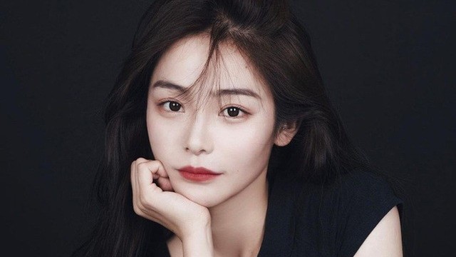 Ngắm nhan sắc Lưu Á Tây, diễn viên qua mặt Lưu Diệc Phi nhận đề cử giải SAGs 2021