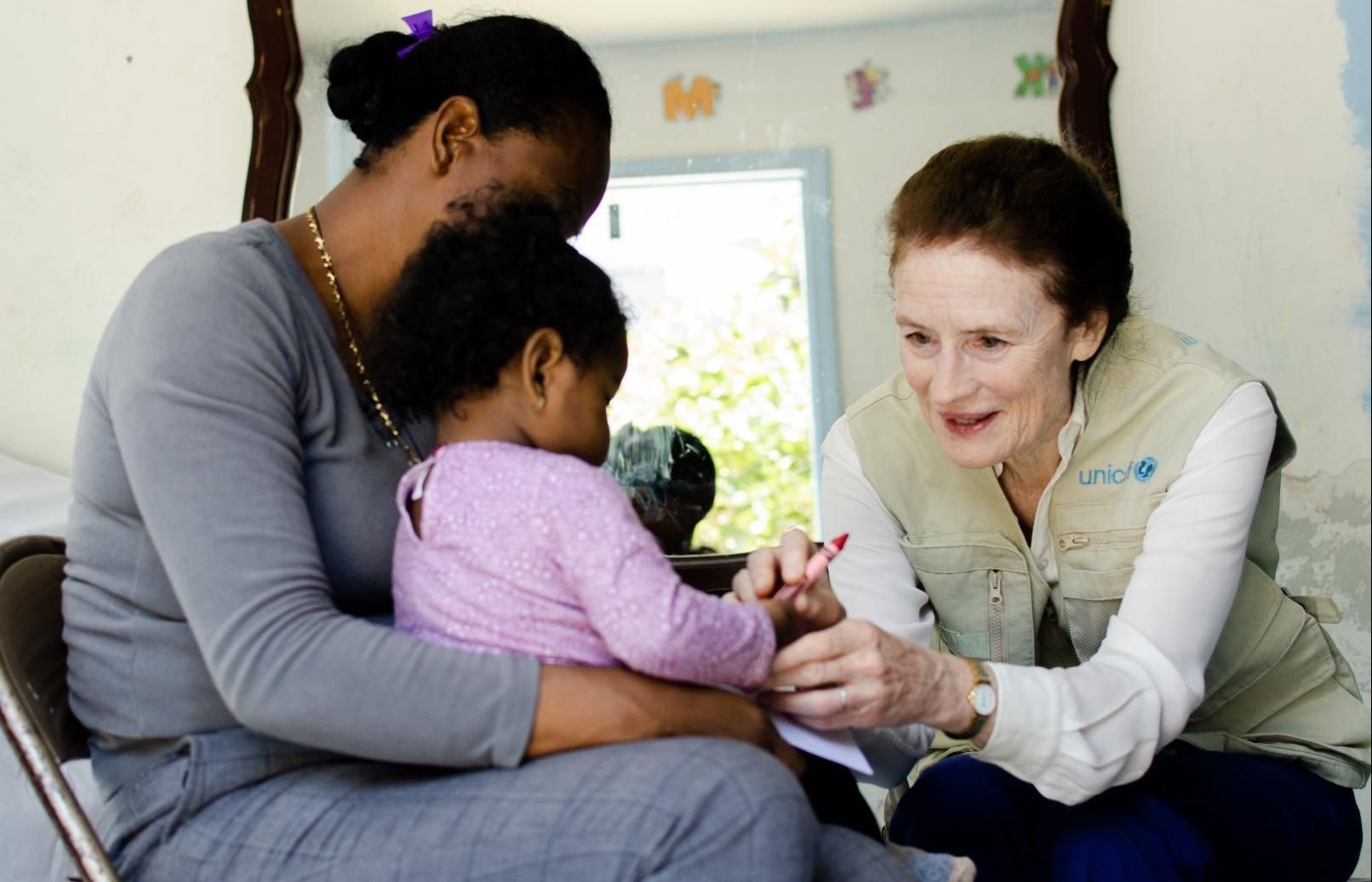 UNICEF chung tay chống dịch Covid-19 và đấu tranh với các thông tin không chính xác