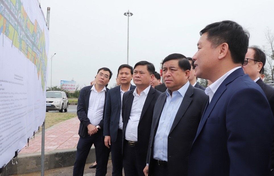 Cấp bách triển khai biện pháp an sinh xã hội, chủ động đón đầu phục hồi kinh tế sau đại dịch Covid-19