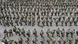 Nga rút quân ở biên giới Ukraine, EU nói gì?