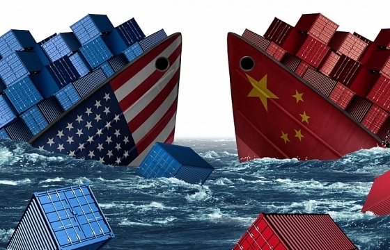 Tổng thống Trump dùng chính sách "dao hai lưỡi", Bắc Kinh tuyên bố không lùi bước