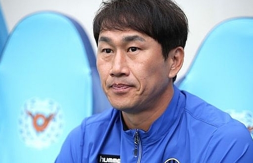 Thầy mới của Công Phượng nói gì sau khi thua trận ra mắt?