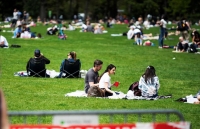 bai hoc chong dich covid 19 cua viet nam qua loi ke cua nu dai su tren bao nuoc ngoai