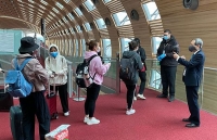 Dịch Covid-19: Đưa khoảng 240 công dân Việt Nam tại Pháp về nước