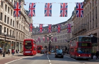 Anh đối mặt với suy thoái kinh tế tồi tệ nhất kể từ năm 1709