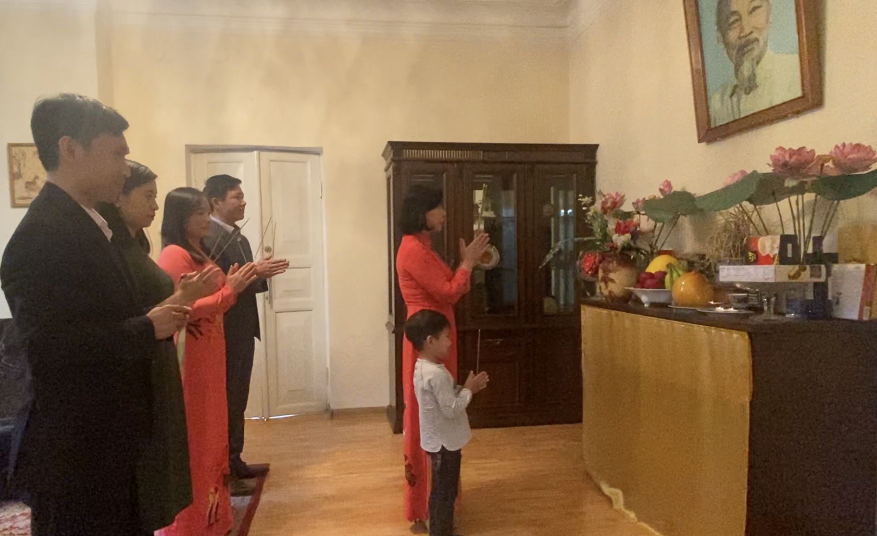 Nhiều hoạt động kỷ niệm 130 năm Ngày sinh Chủ tịch Hồ Chí Minh tại Mông Cổ nhieu hoat dong ky niem 130 nam ngay sinh chu tich ho chi minh tai mong co