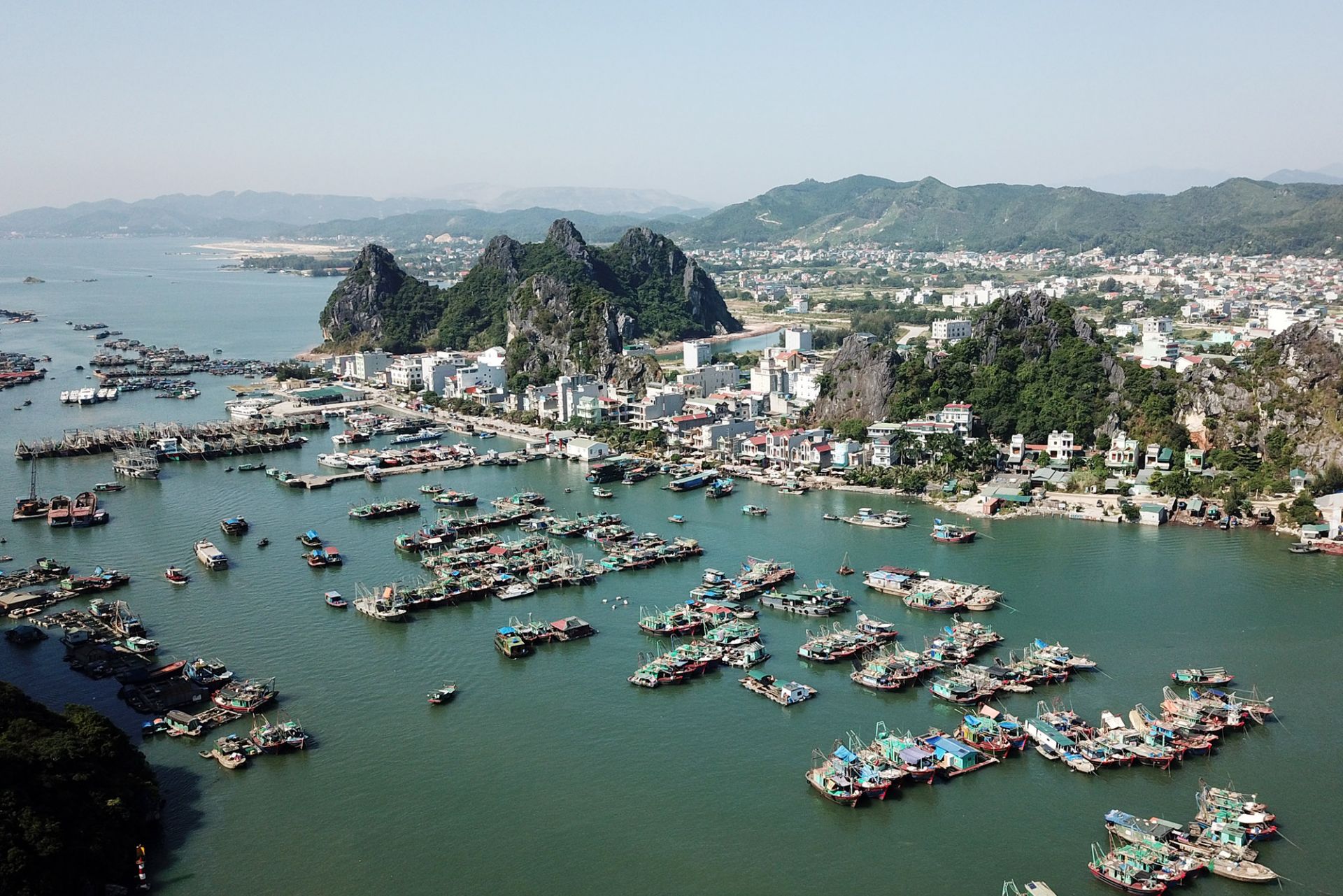 Tiếp tục đề xuất ý tưởng đột phá, tạo 'cú hích' phát triển Khu kinh tế Vân Đồn