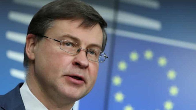 Sau đòn trừng phạt 'ăn miếng trả miếng', EU hoãn phê chuẩn thỏa thuận đầu tư với Trung Quốc