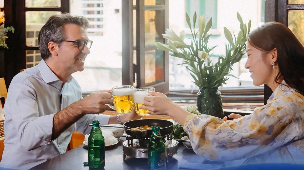 Đại sứ EU tại Việt Nam: Đã ăn chả cá thì phải uống bia!