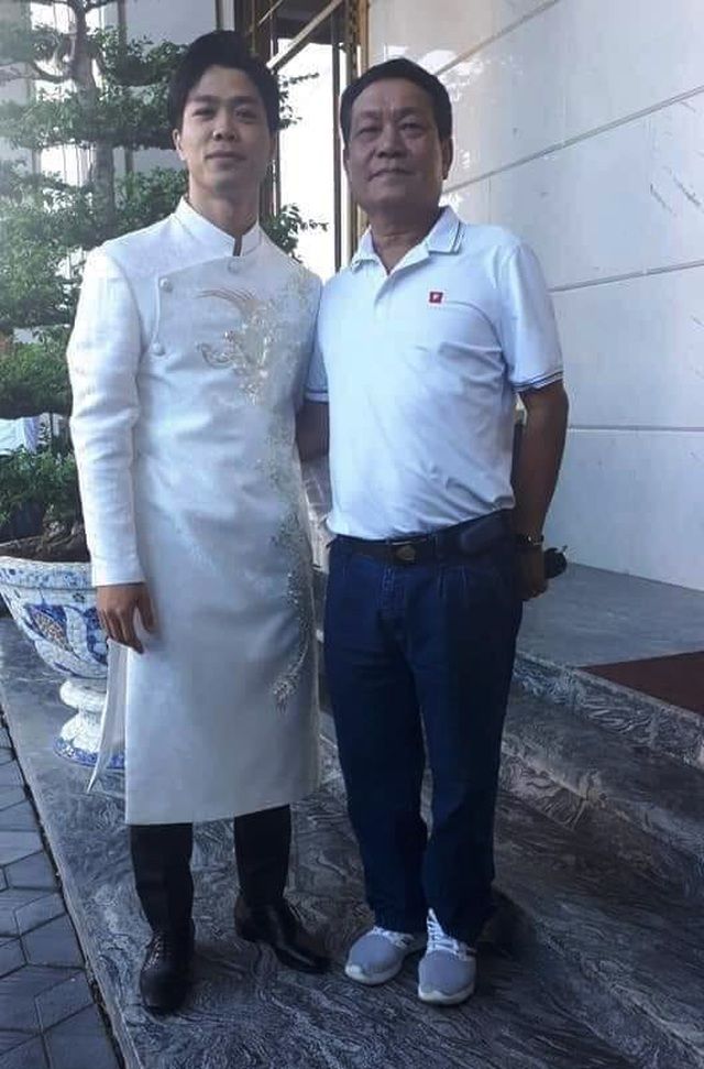 sau le an hoi bi mat lo hinh anh cong phuong rang ro ben co dau moi