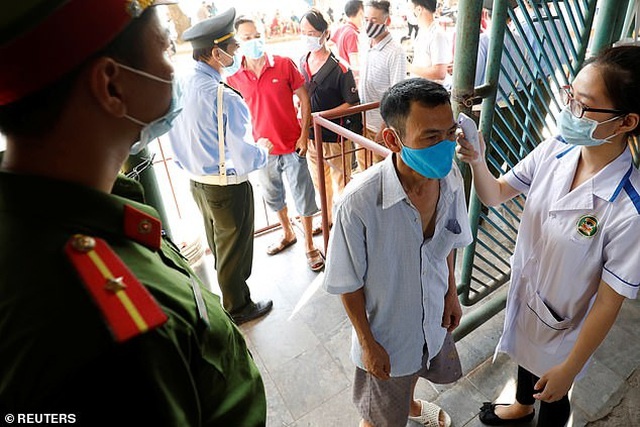 Không chỉ 'thèm muốn', báo chí Anh choáng ngợp và nể phục bóng đá Việt Nam hậu Covid-19 bao chi anh choang ngop va ne phuc bong da viet nam