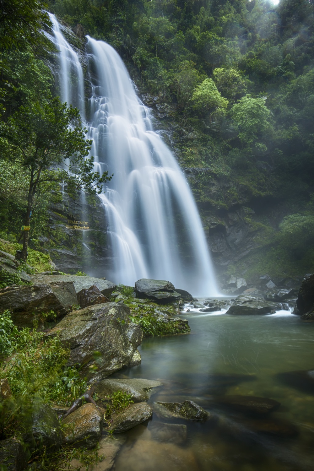 Thác Kèm 2914 thac kem 1