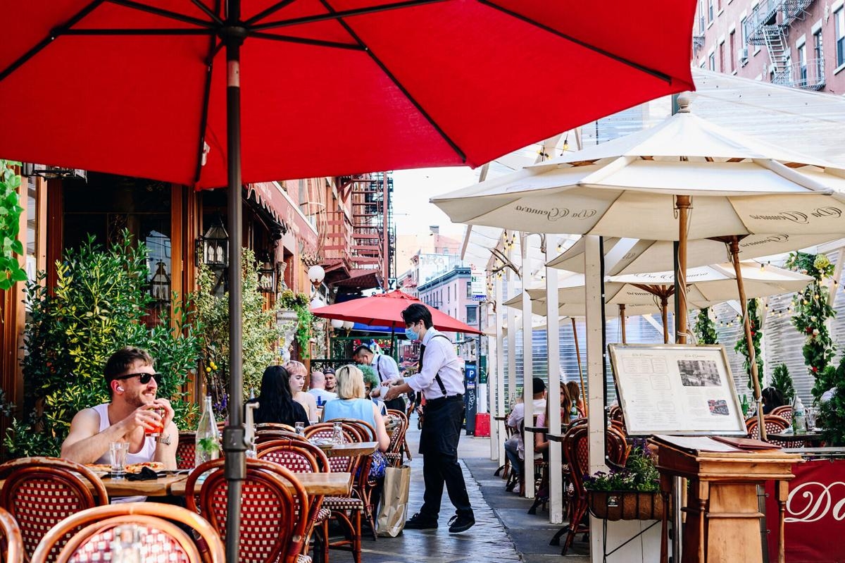 Mỹ: Lạm phát trên... thực đơn nhà hàng. (Nguồn: CNBC) Mỹ: Lạm phát trên... thực đơn nhà hàng. (Nguồn: CNBC)