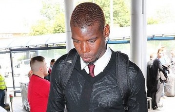 Kế hoạch 'đào tẩu' chưa thành, Pogba và Lukaku đi du đấu cùng MU trong thất vọng