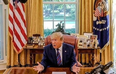 Tổng thống Trump đề nghị hỗ trợ Saudi Arabia sau vụ tấn công nhà máy lọc dầu