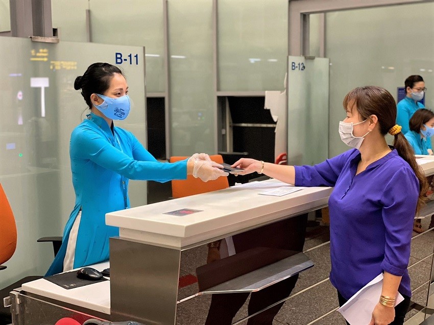 Vietnam Airlines khuyến nghị khách hàng nên tìm hiểu kỹ về đơn vị bán vé trước khi giao dịch Vietnam Airlines khuyến nghị khách hàng nên tìm hiểu kỹ về đơn vị bán vé trước khi giao dịch