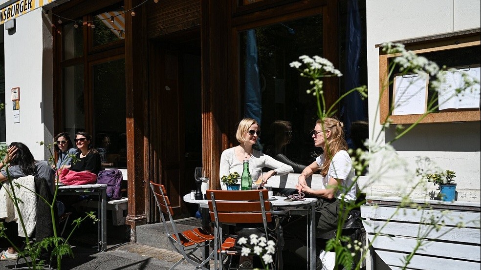 ‘Bóng ma’ Delta che khuất triển vọng phục hồi kinh tế châu Âu