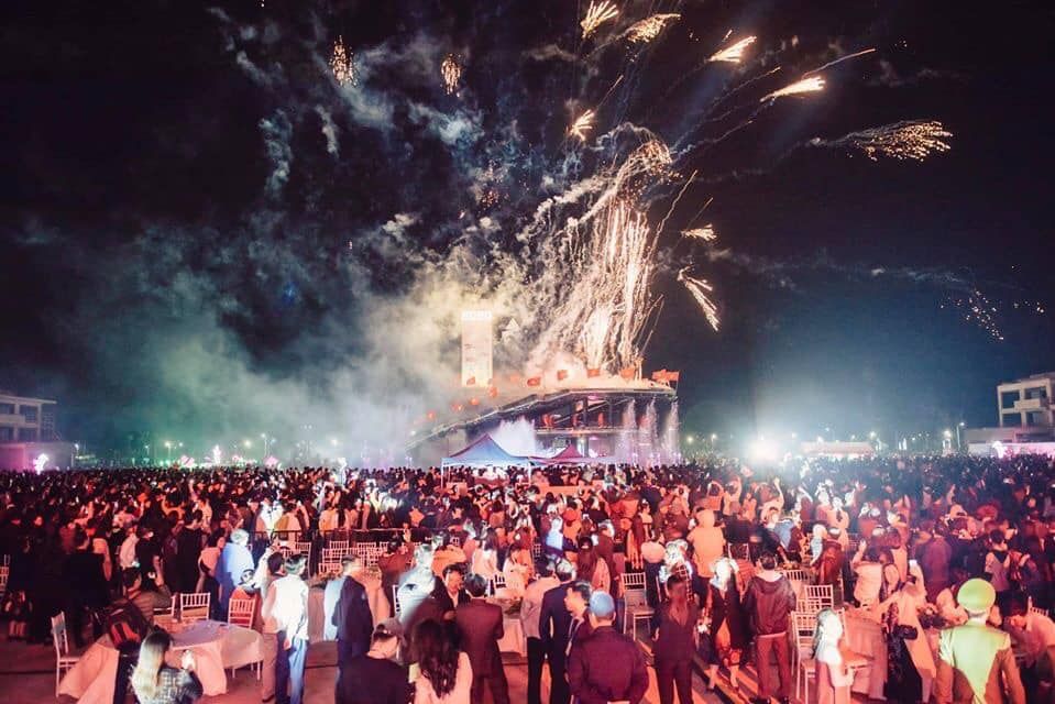 Thắp sáng ngành du lịch không ngủ Quảng Ninh kích hoạt kinh tế ban đêm thap sang nganh du lich khong ngu quang ninh kich hoat kinh te ban dem