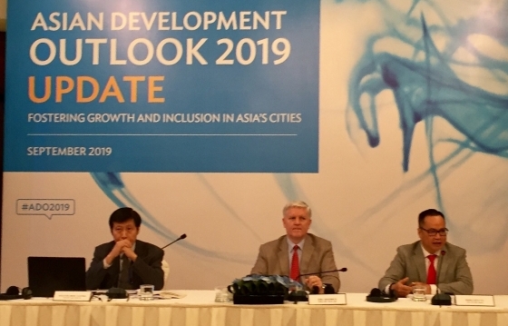 ADB: Kinh tế Việt Nam vẫn duy trì tăng trưởng trước các bất ổn của thị trường thế giới