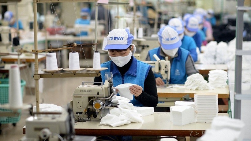 'Phủ sóng' vaccine để doanh nghiệp sống chung an toàn với Covid-19