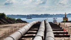 Ba Lan bất ngờ chuyển hướng, không gia hạn hợp đồng mua khí đốt của Nga