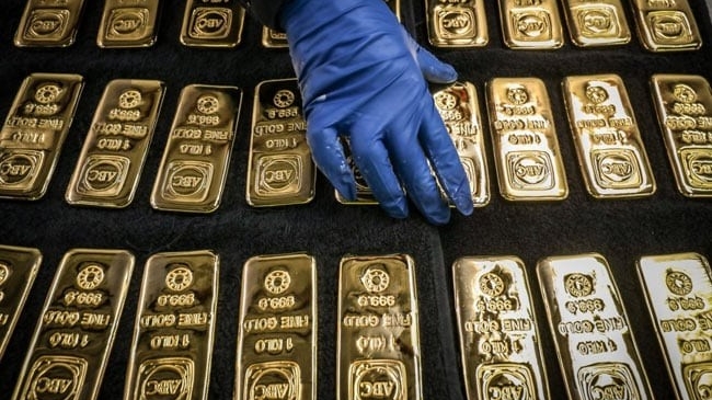 Giá vàng hôm nay 30/6/2025: Giá vàng thế giới bị 'ghìm chân', SJC vẫn ở đỉnh, thị trường chưa có cú hích để tái khởi động đà tăng