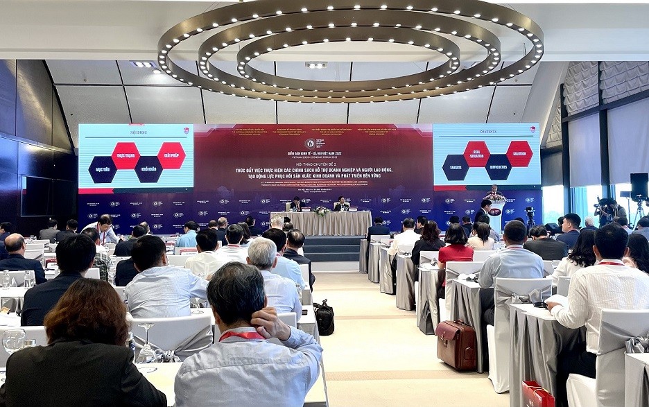 Thảo luận chuyên đề 02: Diễn đàn Kinh tế - Xã hội 2022: Hoàn thiện chính sách đất đai trong ngữ cảnh mới và quan tâm chuyển dịch cơ cấu lao động