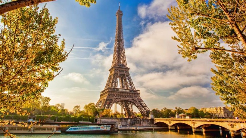 Châu Âu: Tích lũy 'núi nợ' nhưng vẫn hào phóng 'vung tiền', người tiêu dùng mệt mỏi vì bão giá