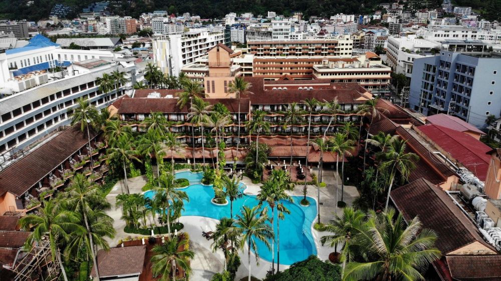 Thiên đường du lịch Phuket 'vắng lặng như tờ' vì Covid-19