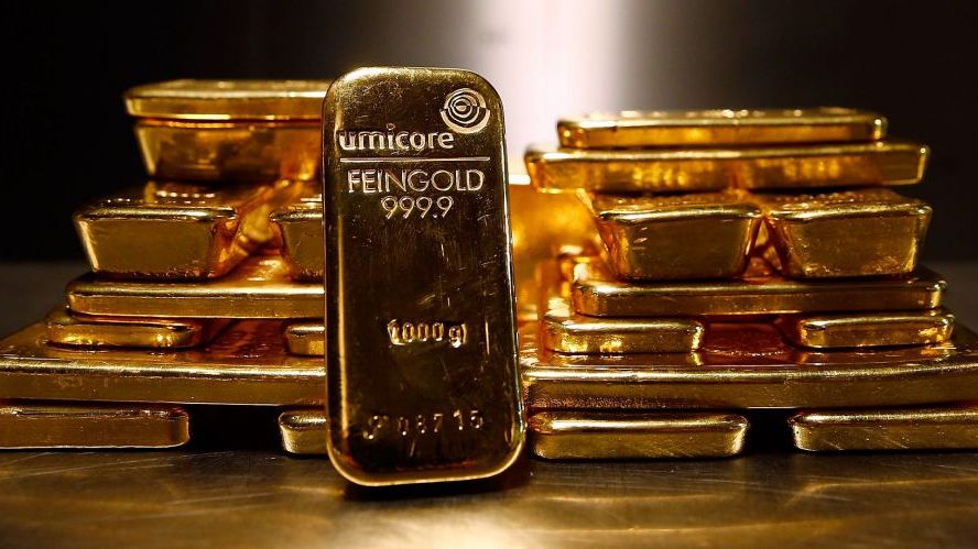 Giá vàng hôm nay 15.10: Thế giới lại vượt 1.900 USD/ounce, vàng ‘gồng mình’ tìm hướng đi