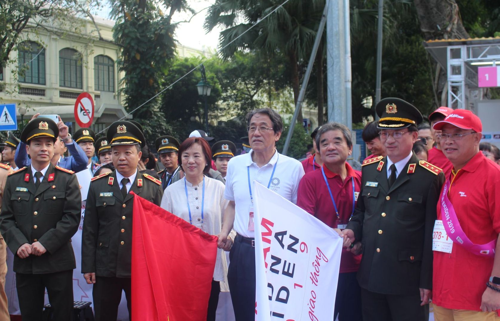 Hơn 1.000 vận động viên tham gia Giải chạy Kizuna Ekiden 2019