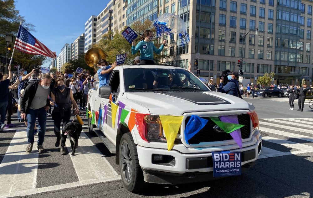 bau cu my 2020 nguoi dan my vo oa tran ra duong an mung chien thang cua tong thong joe biden