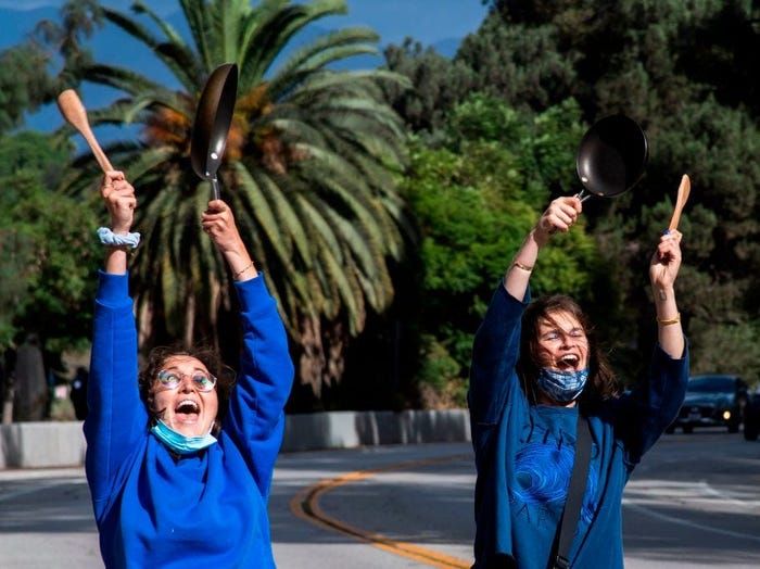 bau cu my 2020 nguoi dan my vo oa tran ra duong an mung chien thang cua tong thong joe biden