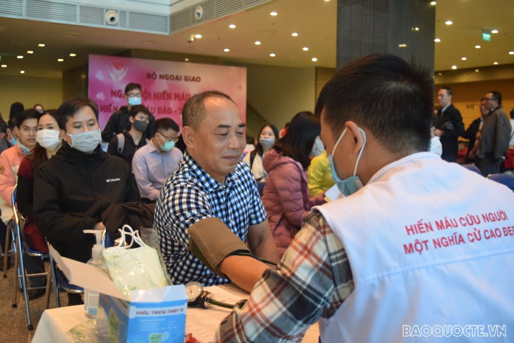 Bộ Ngoại giao tổ chức Ngày hội hiến máu nhân đạo Bộ Ngoại giao tổ chức Ngày hội hiến máu nhân đạo