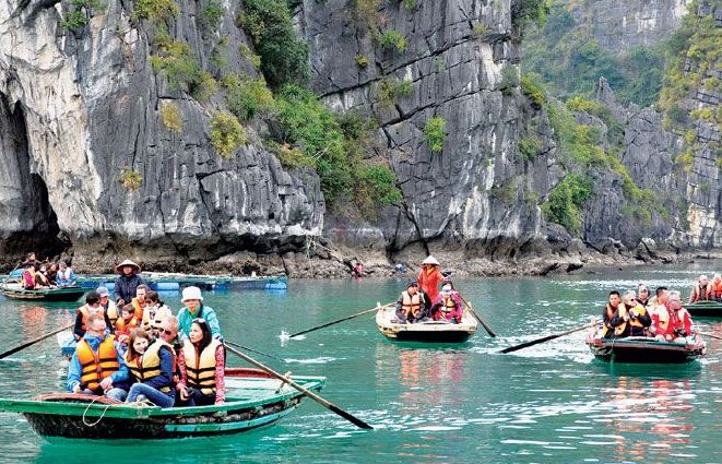 Cách Quảng Ninh làm du lịch để lọt top 100 thành phố đông khách nhất thế giới