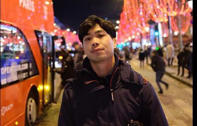 'Đứt gánh giữa đường' tại Bỉ, Công Phượng thảnh thơi dạo phố trước ngày về nước