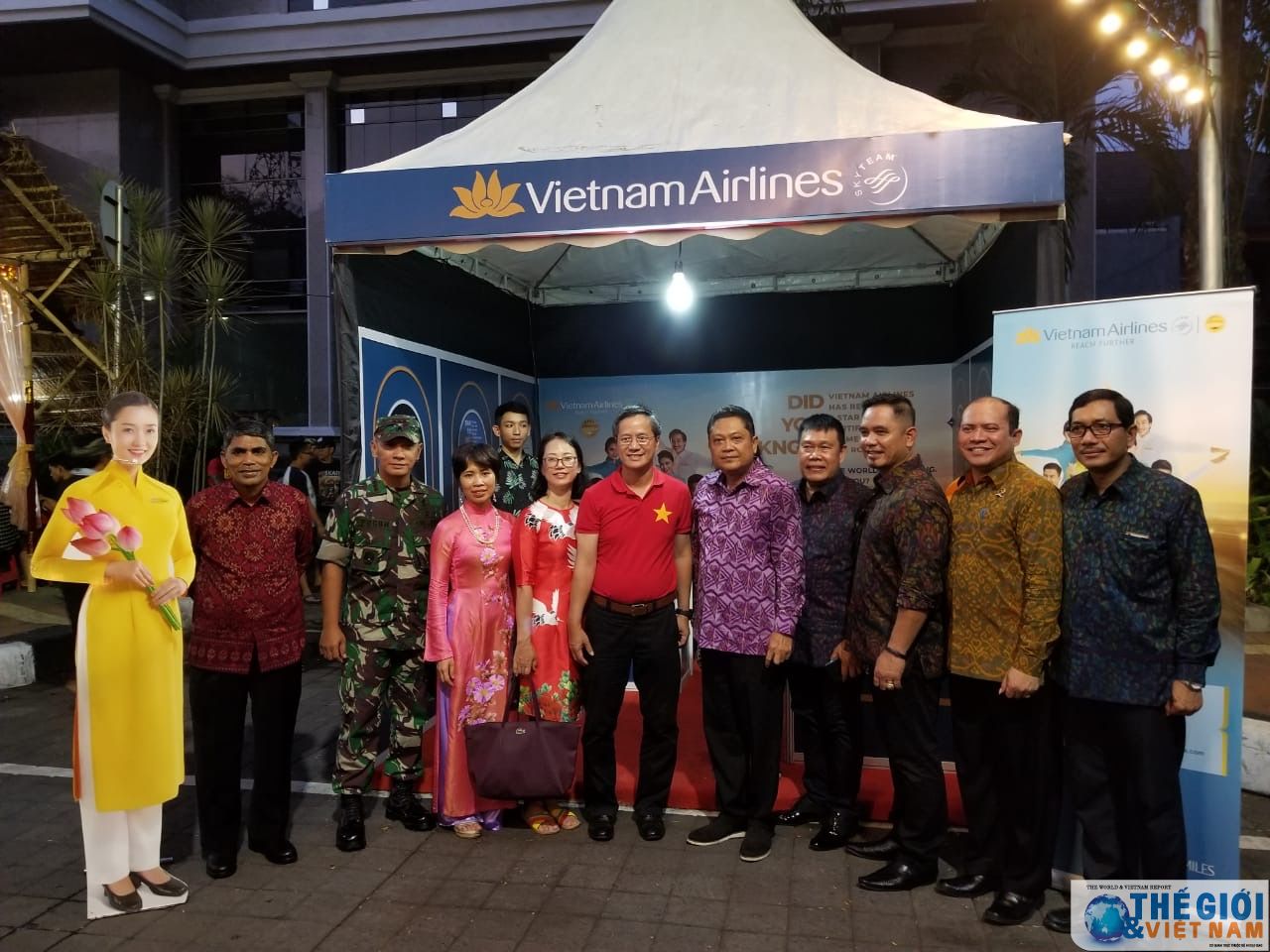 quang ba du lich viet nam tai le hoi duong pho denpasar indonesia