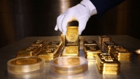 Giá vàng hôm nay 29/12: Biến động thất thường, vàng có đối thủ cạnh tranh, giới đầu tư 'đánh nhanh thắng nhanh'