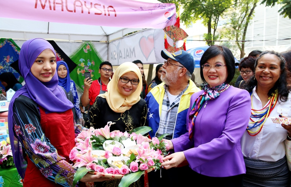 Nhiều hương vị, một tấm lòng