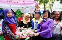 nguoi ve lai ben lang sinh