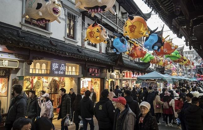 Trung Quốc tung chính sách hỗ trợ tiêu dùng đón Tết Nguyên đán