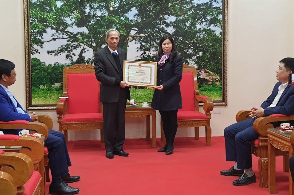 Đoàn Bộ Ngoại giao Chúc Tết tỉnh Tuyên Quang và dâng hương tại Khu Di tích xã Minh Thanh Đoàn Bộ Ngoại giao Chúc Tết tỉnh Tuyên Quang và dâng hương tại Khu Di tích xã Minh Thanh