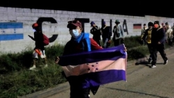Đoàn người di cư từ Honduras tới Mỹ