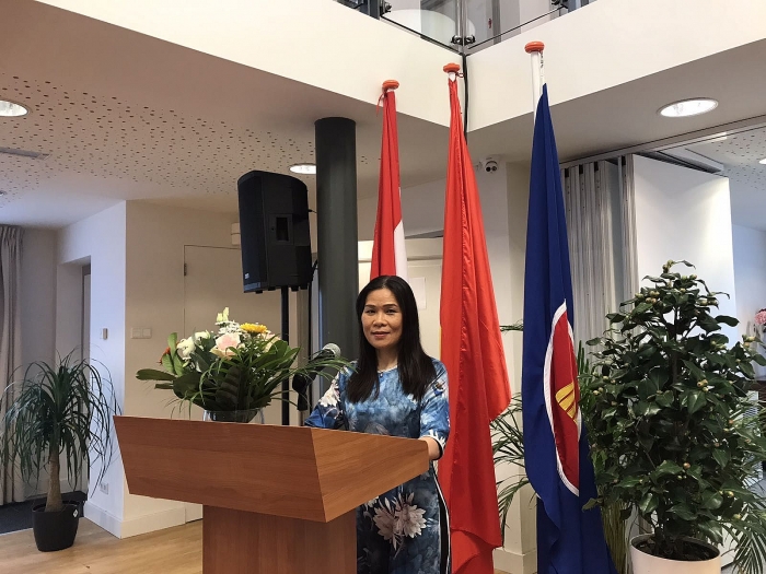 long trong ky niem 90 nam thanh lap dang cong san viet nam tai ha lan