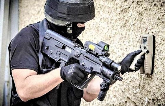 Thiết bị nhìn xuyên tường dùng cho lực lượng đặc nhiệm