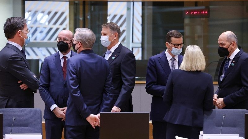 EU ra đòn trừng phạt cụ thể đối với Nga. (Nguồn: Euractiv) EU ra đòn trừng phạt cụ thể đối với Nga. (Nguồn: Euractiv)