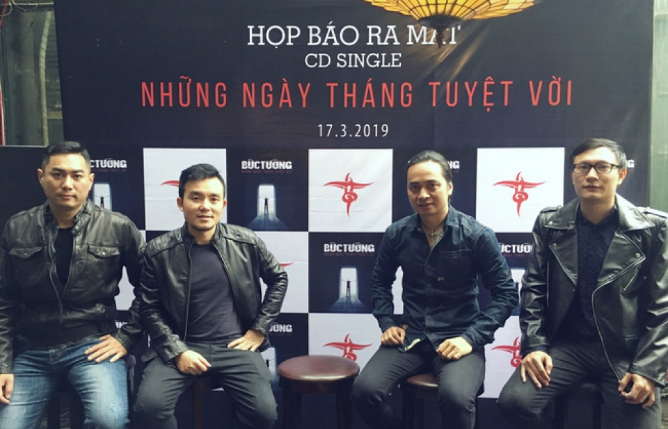 Phát hành MV ‘Những ngày tháng tuyệt vời’ của Bức Tường