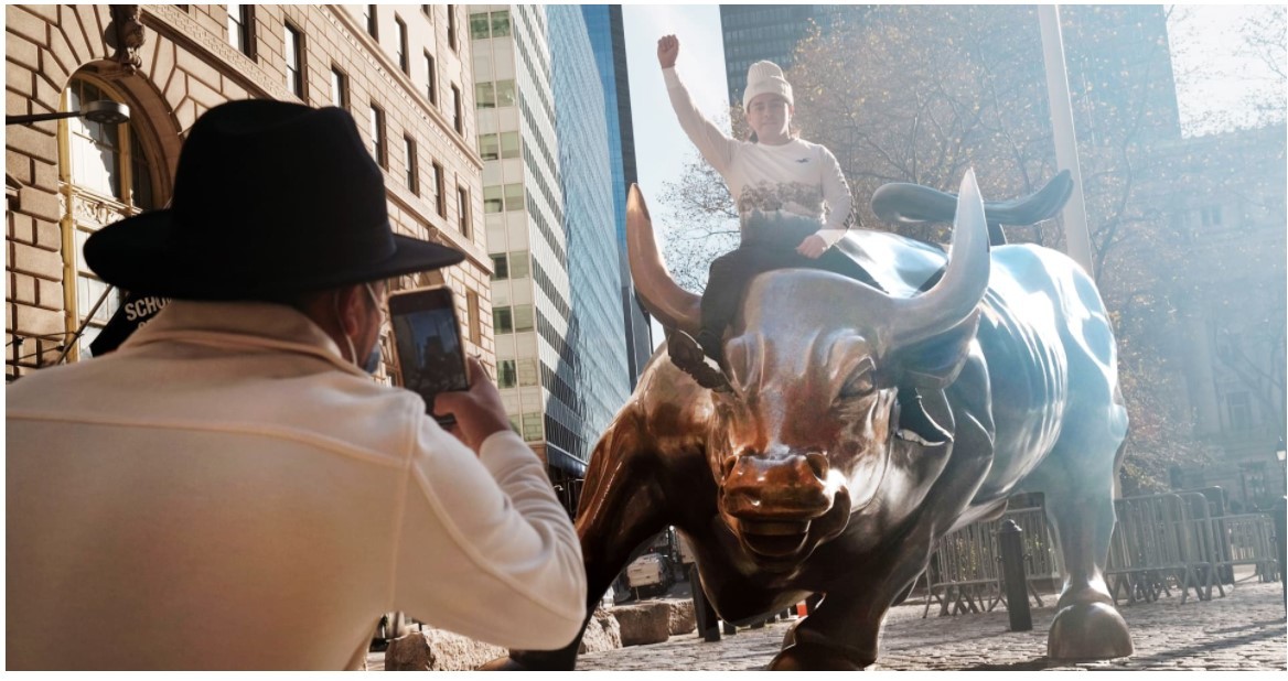 Mỹ: Số triệu phú tăng 10% bất chấp dịch COVID-19 Mỹ: Số triệu phú tăng 10% bất chấp dịch COVID-19