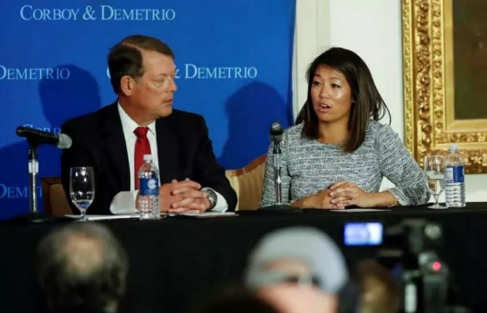 Bác sĩ David Dao sẽ được bồi thường nhiều triệu USD